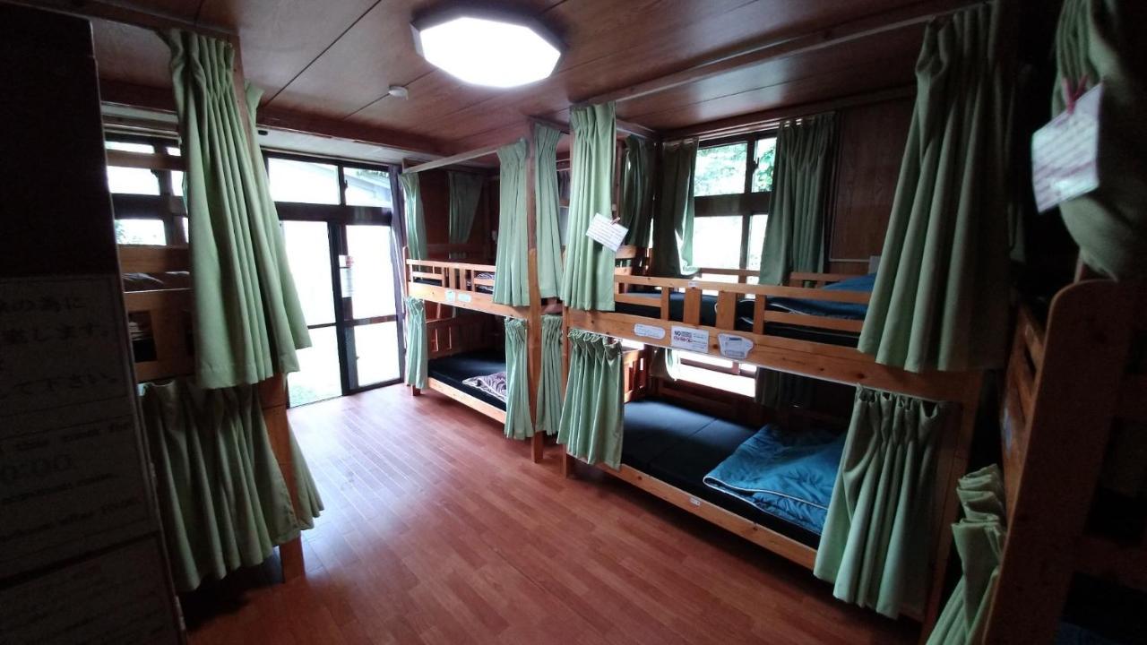 Готель Kerama Backpackers Токасікі Екстер'єр фото